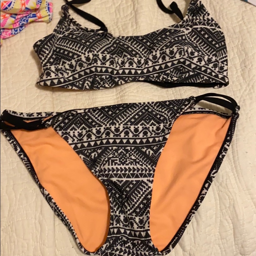 Black and white bikini